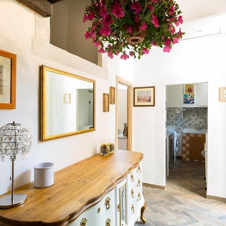 Sara Apartment - Campo De Fiori 35 Рим Екстер'єр фото