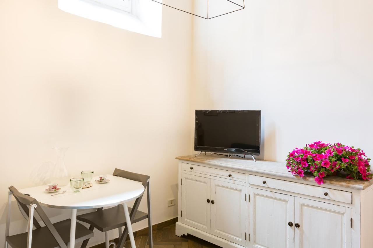 Sara Apartment - Campo De Fiori 35 Рим Екстер'єр фото